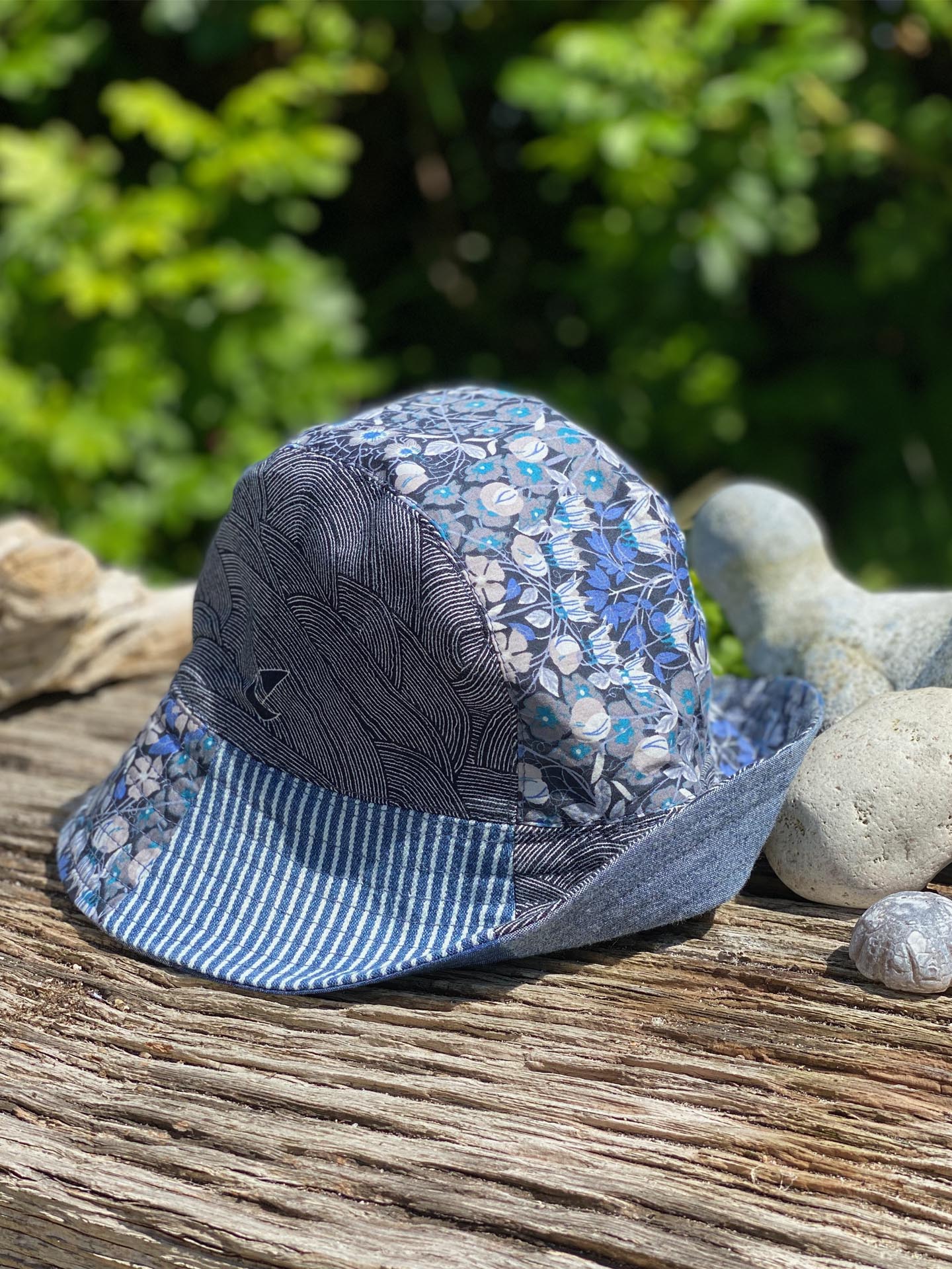 2 in 1 bucket hat