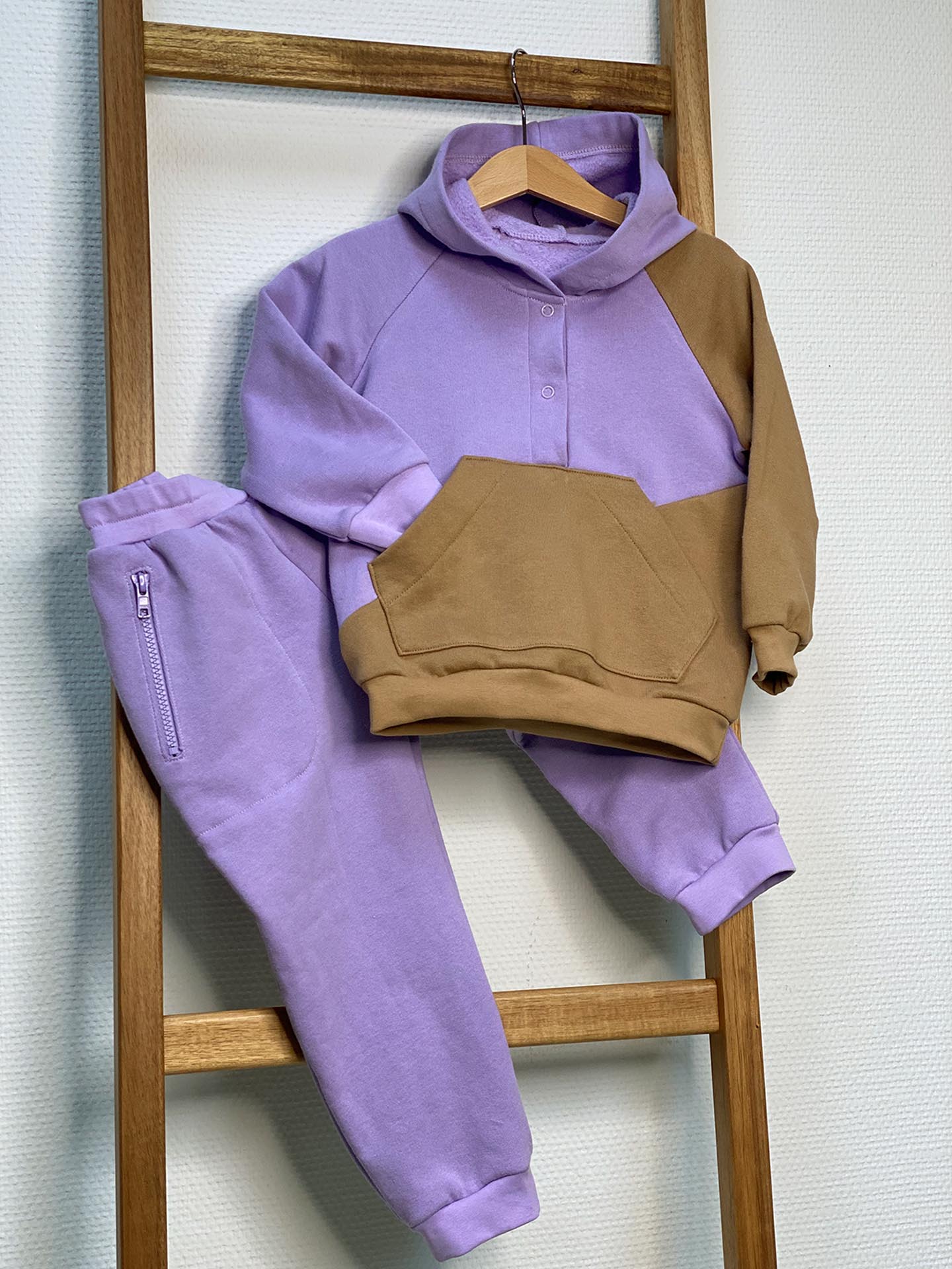 Jagger sweatshirt & trousers